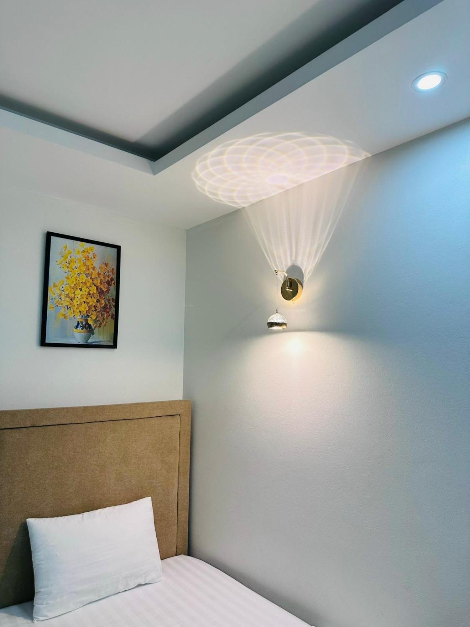 Nha Nghi Anh Dung Bed & Breakfast Ha Long Exterior photo