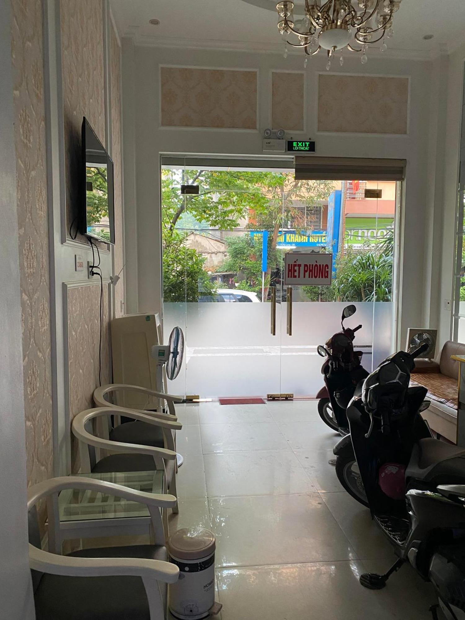 Nha Nghi Anh Dung Bed & Breakfast Ha Long Exterior photo